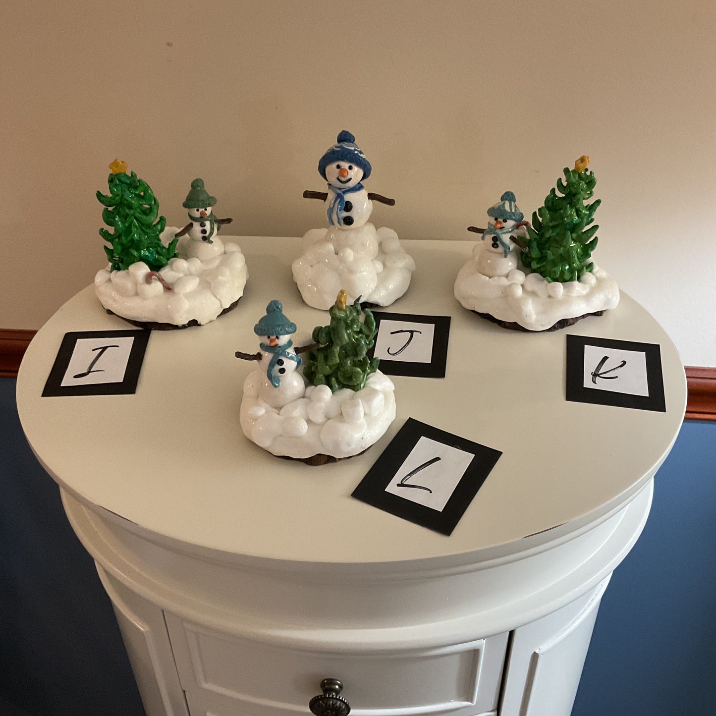 Snow people